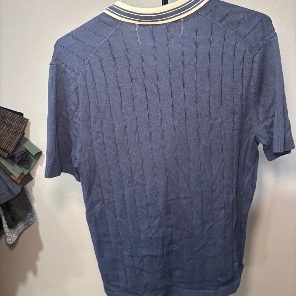 Abercrombie & Fitch Blue Cream Polo Shirt Classic Design - Picture 3 of 4